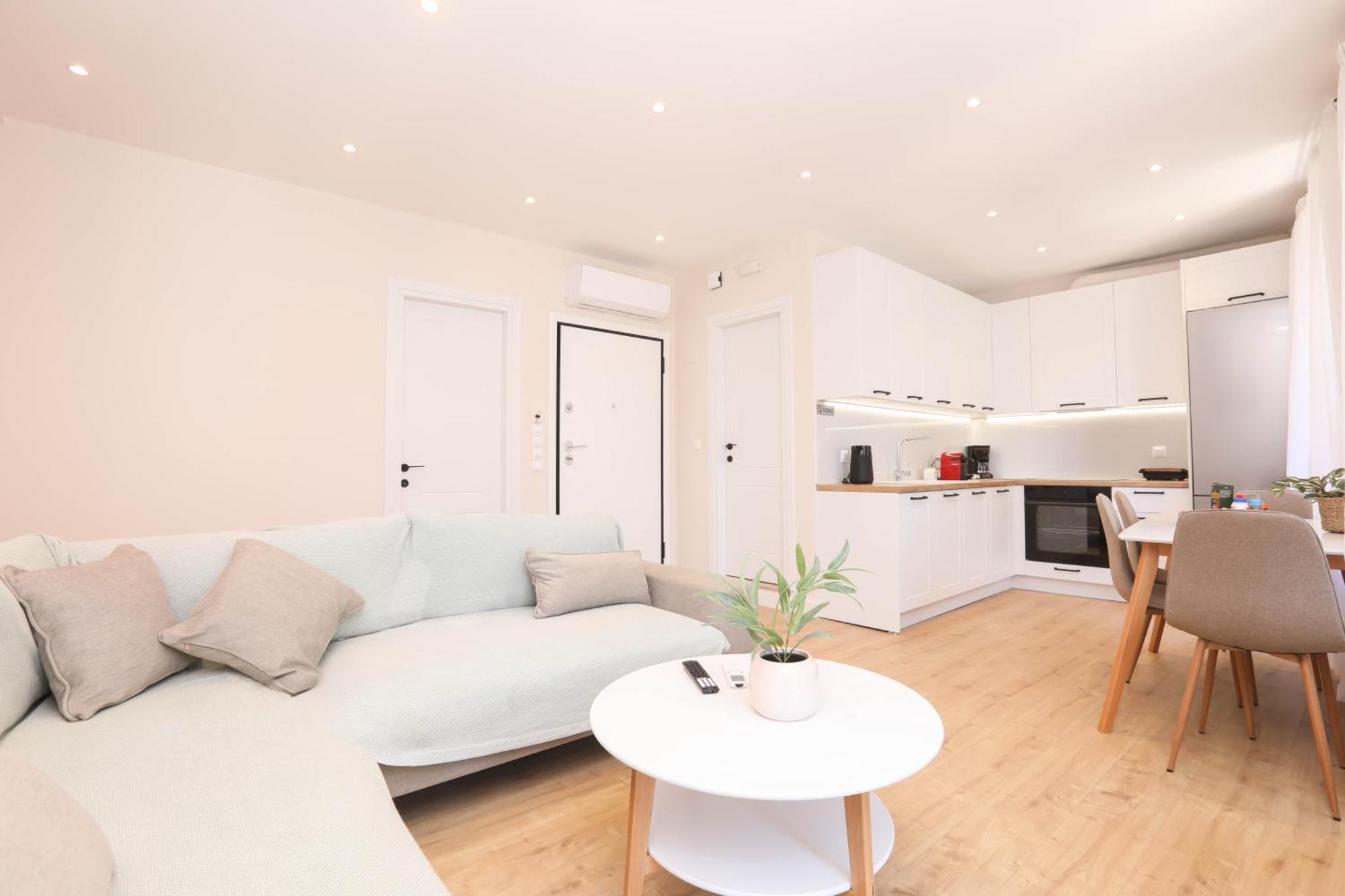 Patras Luxury Apartment Corfu  Buitenkant foto